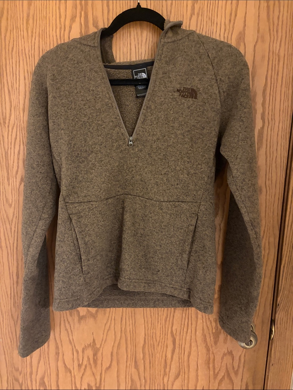 The North Face Women’s Olive Zip-Up Fleece Pullover